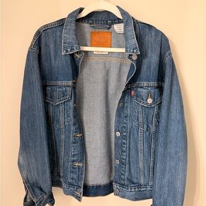 Levi’s Trucker Jacket